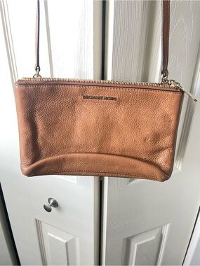 Michael Kors Tan Pebbled Leather Crossbody with Gold Hardware